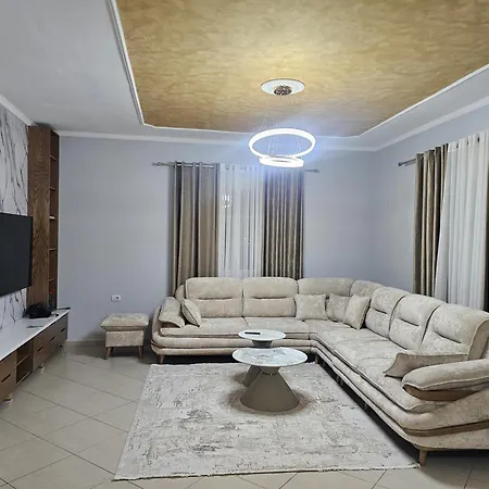 Visi Garden House شقة