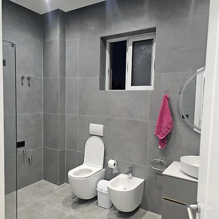 Visi Garden House Appartamento Valjiosi